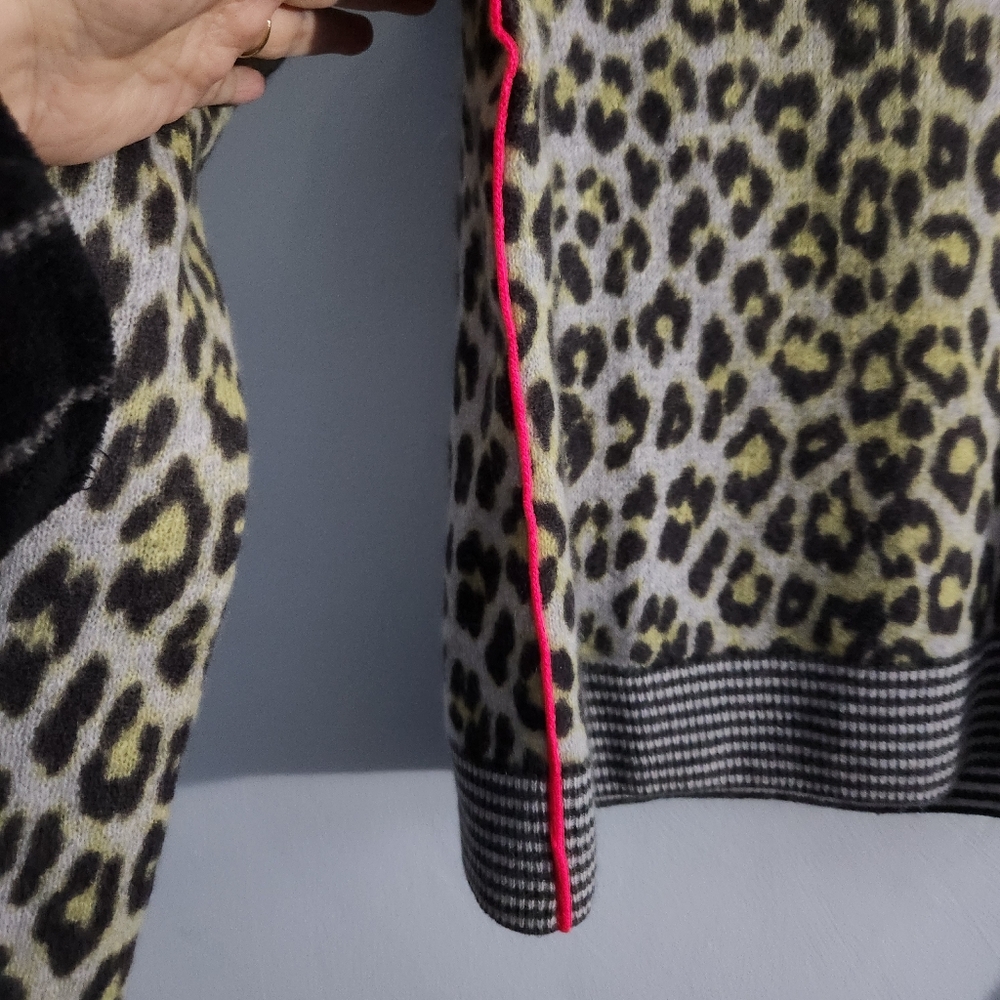 Lisa Todd Cashmere Leopard Piped Sweater Neon Stripe - Picture 3 of 9